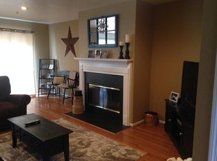6 Hampton Ct, Norristown, PA 19403