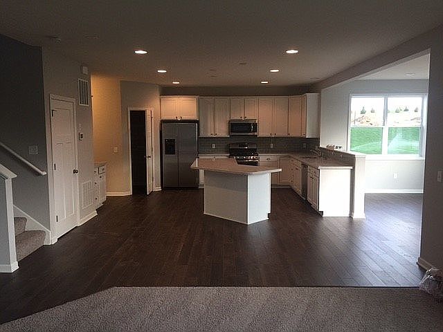 2nd image of 18023 Hyde Park Ave