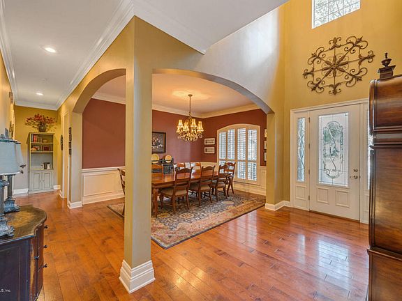4th image of 817 Peppervine Ave