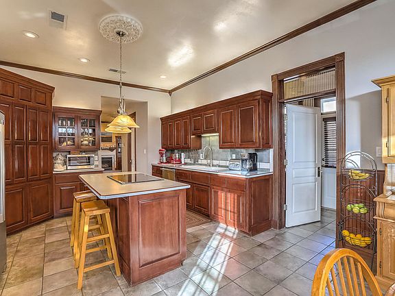 4th image of 1600 Antonio Dr NE