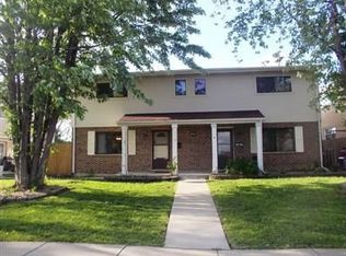 704 W Diversey Ave APT A, Addison, IL 60101