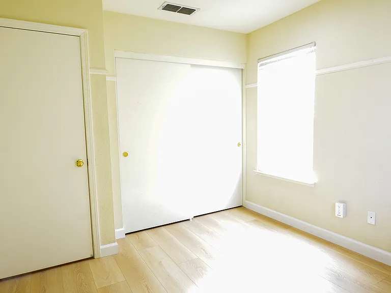 4922 Kokomo Dr — Photo 18