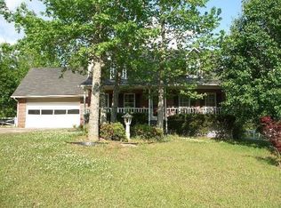 91 Pine Grove Cir, Newnan, GA 30263