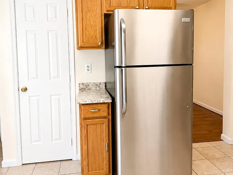 8809 Francisco Ct — Photo 9