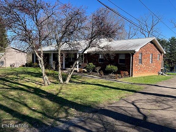 3rd image of 4352 McCloud Rd