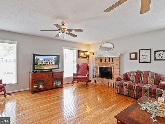 5th image of 243 Pintail Ln