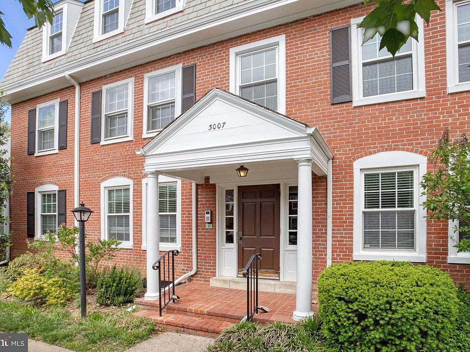 1st image of 3007 S Buchanan St APT C1
