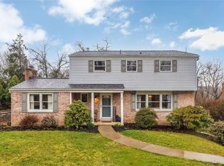 105 Briar Crest Dr, Monroeville, PA 15146