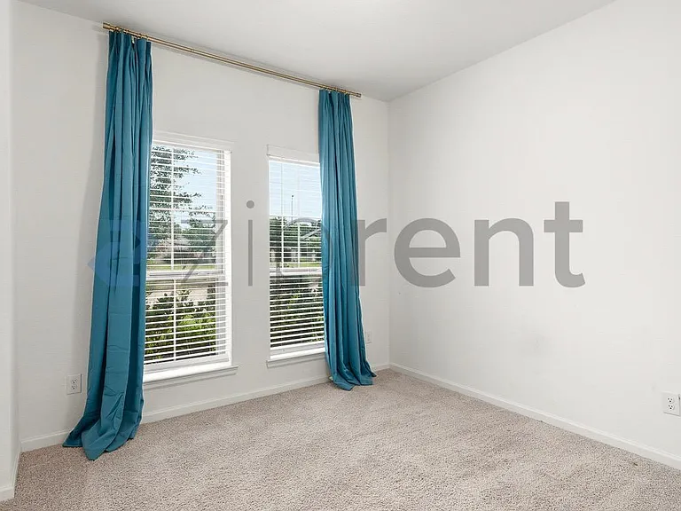 19110 Brindled Bay Ct — Photo 5