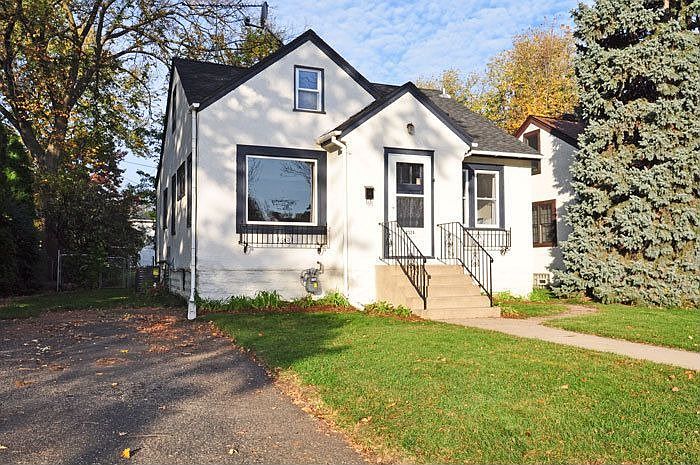 1st image of 4324 40th Ave S