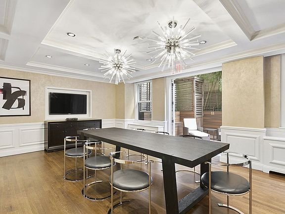 5th image of 167 E 82nd St #4D