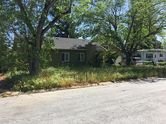 3rd image of 13338 Fontaine Dr
