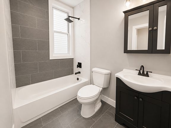 3rd image of 186-188 Renner Ave #2