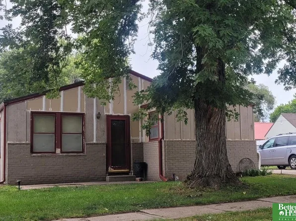 317 E 16th St, York, NE 68467