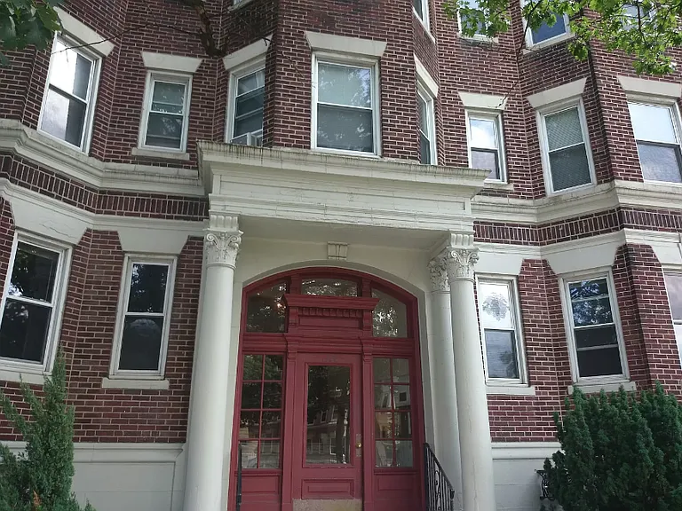 1330 Commonwealth Ave #17 — Photo 3