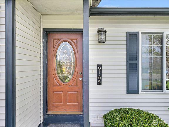 2nd image of 6165 Pacific Heights Drive