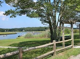 17 Riverside Cir, Marshfield, MA 02050