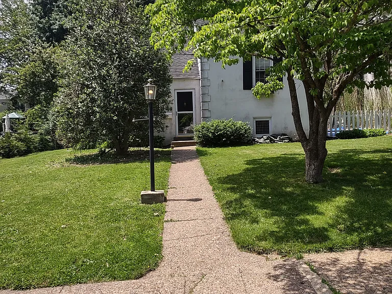 8618 Wissahickon Ave — Photo 1