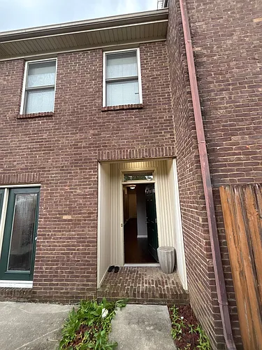 317 Bainbridge Dr #N Photo 1