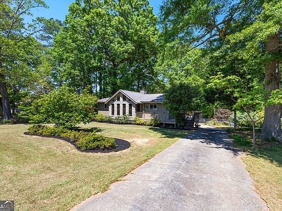 3rd image of 735 Welcome To Sargent Rd