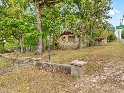 335 Fernvale Avenue, Rockaway Beach, MO, 65740