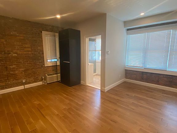 5th image of 51 W Palmer St #1-3