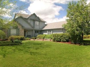 3667 Red Oak Ct, Hubertus, WI 53033