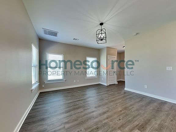 3rd image of 11129 Harlow Way