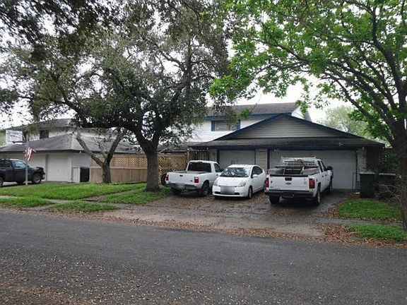 3rd image of 1113 Delta Dr