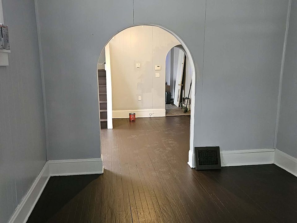 1st image of 1134 Dallas Rd #2