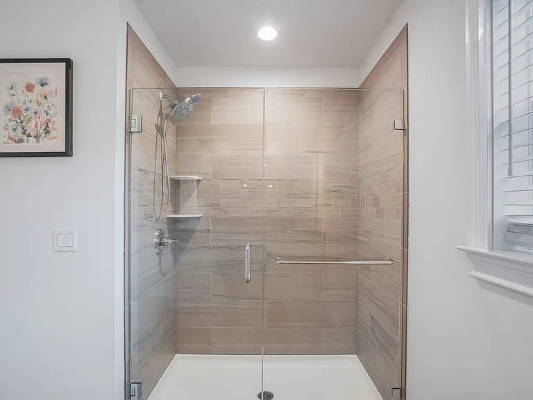 149 Stratford Dr — Photo 21