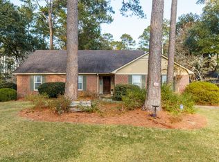 1810 S Sherwood Cir, Valdosta, GA 31602