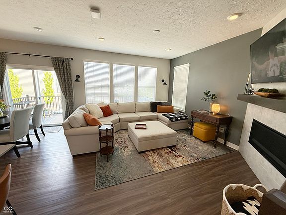 5th image of 17260 Henslow Dr