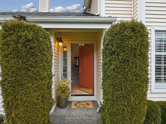 4th image of 13918 SE 35th St