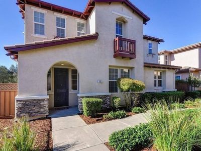 193 Barnhill Dr, Folsom, CA, 95630