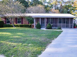 225 Deluna Rd, Fort Walton Beach, FL 32548