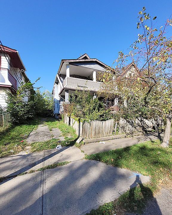 1st image of 3114 E 94th St