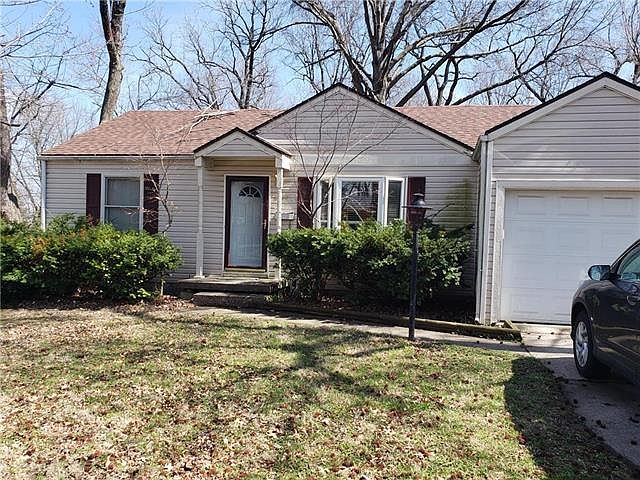 1st image of 8717 Rainbow Ln