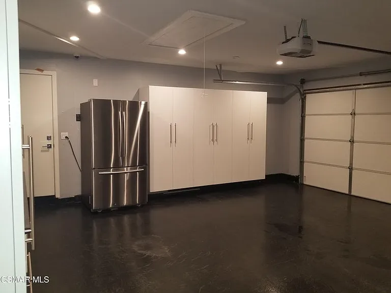 3287 Sierra Dr — Photo 28
