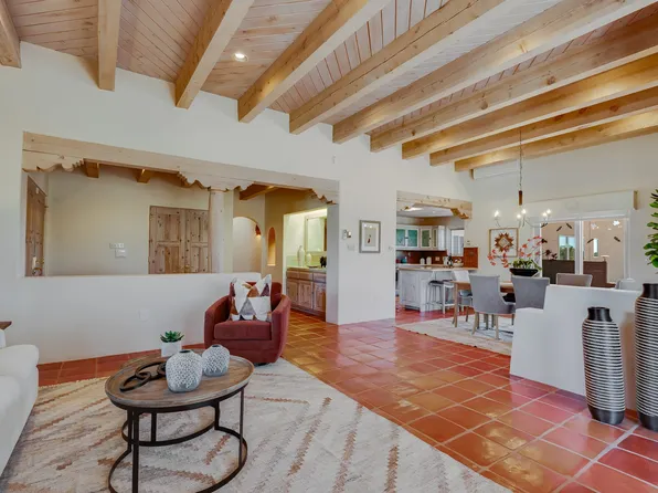 19 N Hijo De Dios, Santa Fe, NM 87508