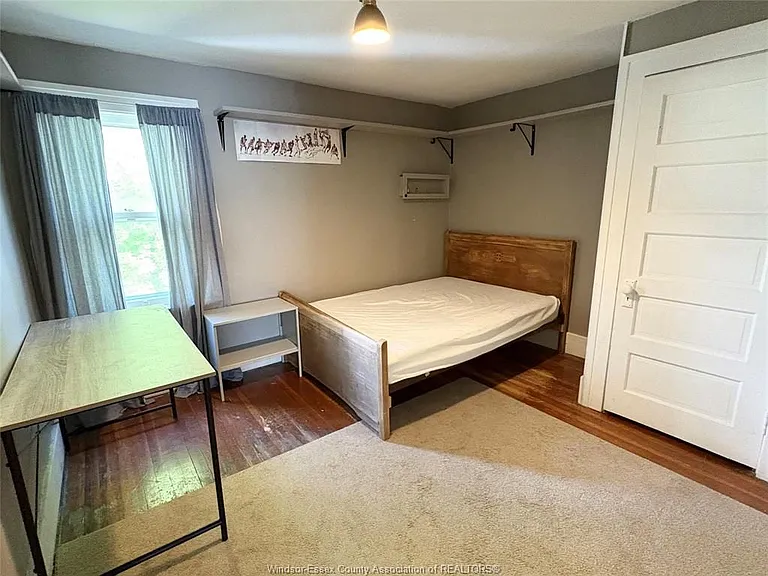 855 Edward Ave — Photo 25