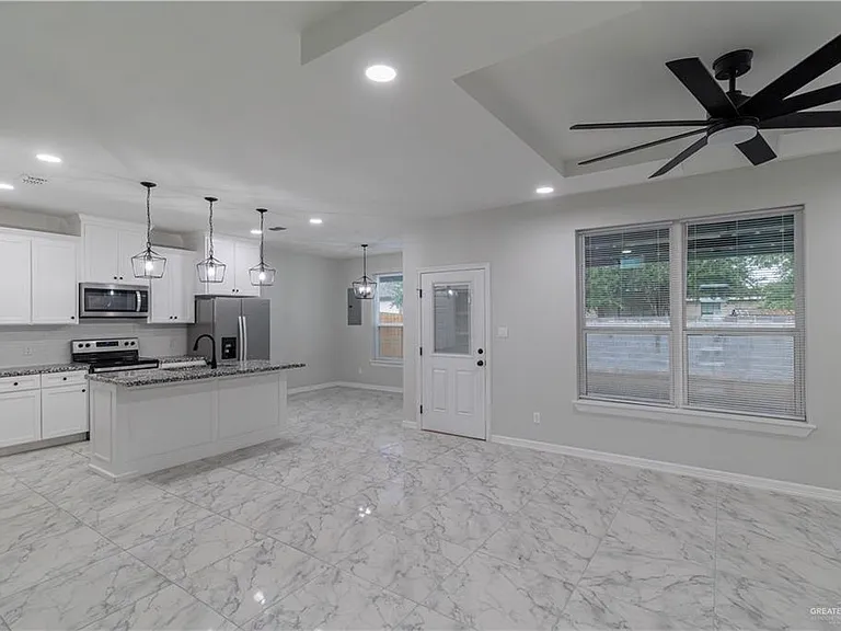 5604 N Crown Point — Photo 5