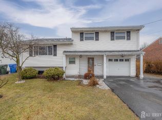 175 Rosewood Ln, Port Reading, NJ