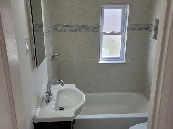 446 Littlecroft Rd, Upper Darby, PA 19082