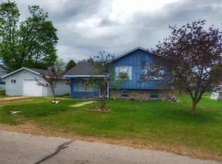 930 Mellen St, Quinnesec, MI 49876