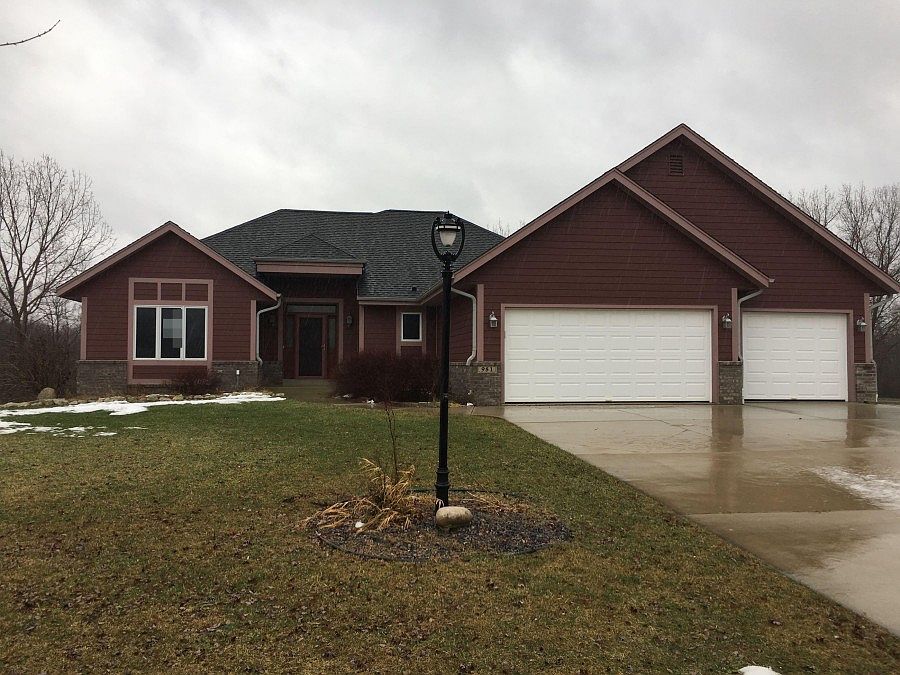 1st image of 981 W Violet Dr
