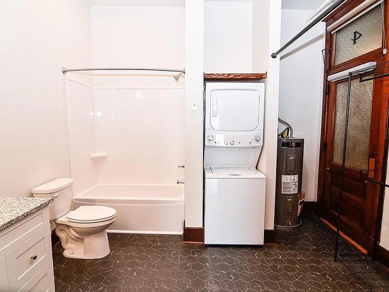 32 W Main St #201 — Photo 14