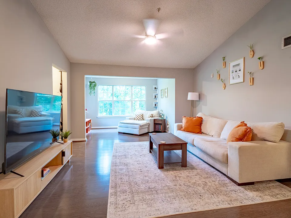 7302 Walden Park Dr