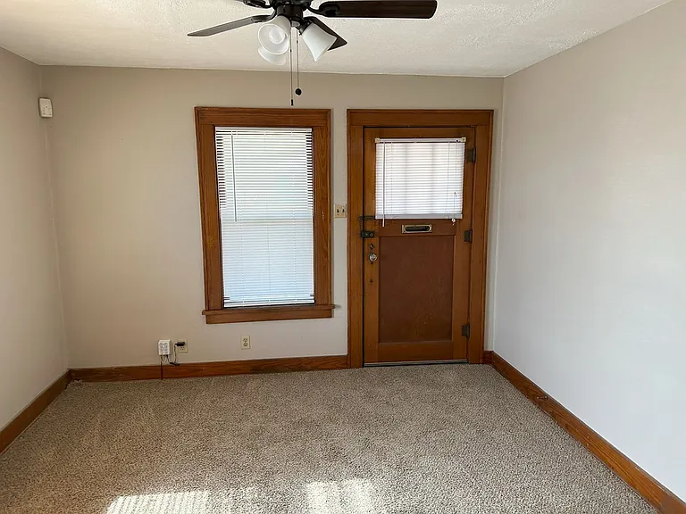 2080 SW Washburn Ave — Photo 18