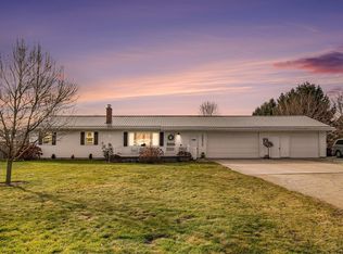 54673 County Road 8, Middlebury, IN 46540